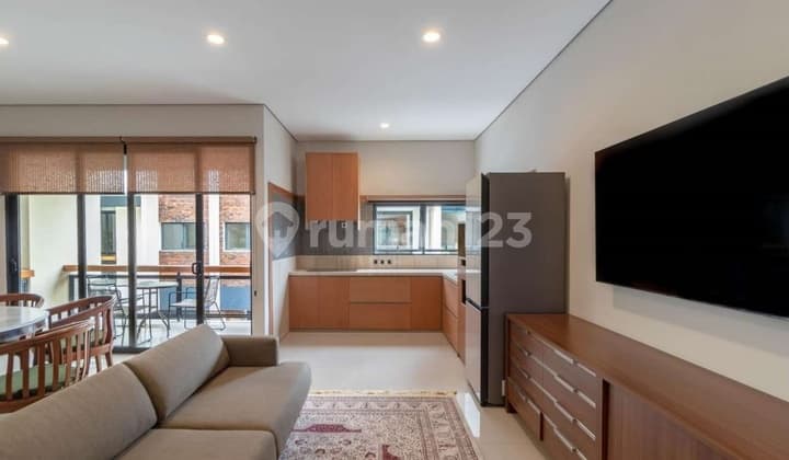 Rumah Bagus Furnished SHM di Setraduta Permai, Bandung