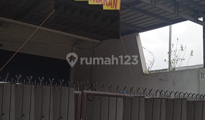 Shop House for Rent on Gedangan Main Road, Sidoarjo