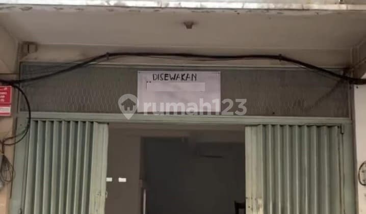 Shop House for Rent on Bubutan Street, Surabaya