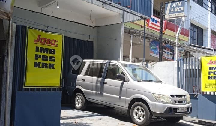 Shop House for Rent on Kalibutuh Street, Bubutan, Surabaya