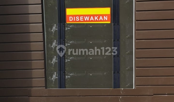 For Rent: House at Northwest Lake Pakal, Surabaya For Rent: House at Northwest Lake Pakal, Surabaya