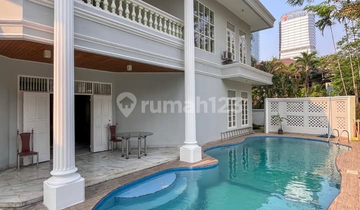Rumah Mewah Siap Huni Prime Area Kuningan Hoek Private Pool