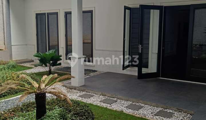 Rumah Hitung Tanah Permata Hijau Hadap Selatan Dkt Senayan City