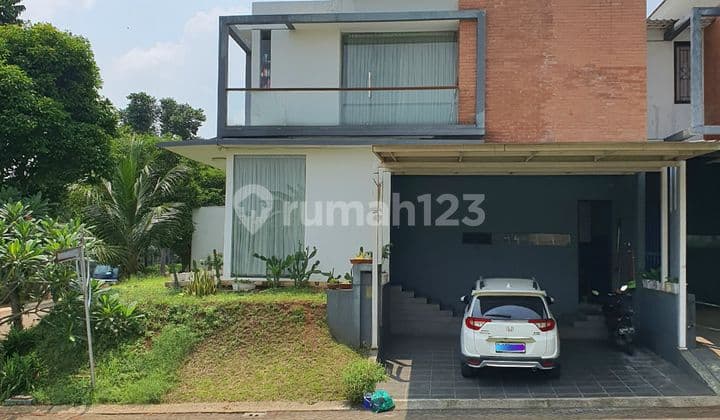 Rumah modern dlm cluster premium Bintaro akses mudah dkt Tol