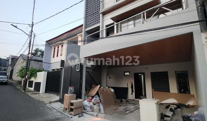 Rumah Minimalis Modern Private Pool Cilandak Blkg High School