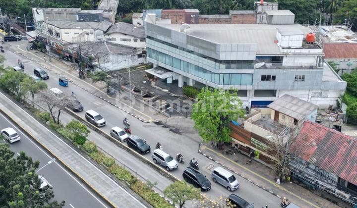 Bangunan Komersil Ex Showroom Mobil Jalan Gunung Sahari Jakpus