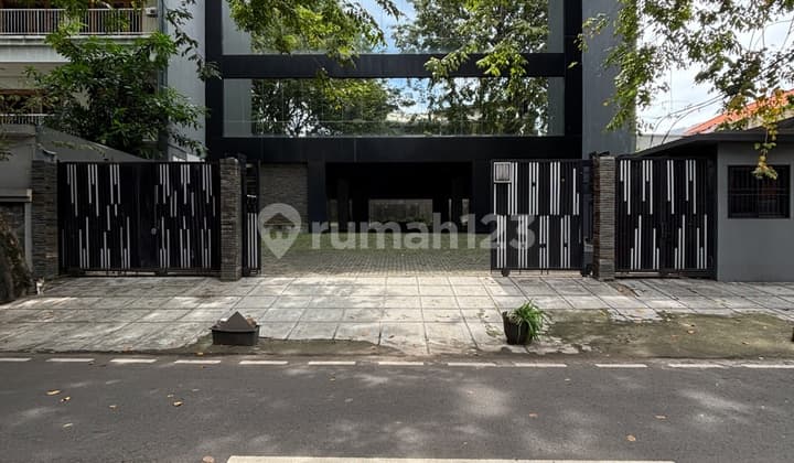 Office Building Kawasan Business Kebon Sirih, 7 Lt Plus Rooftop