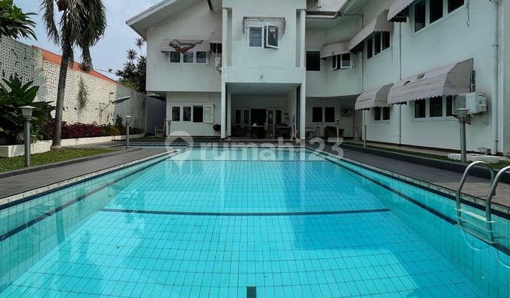 RUMAH MODERN STRATEGIS DI JL UTAMA MENTENG DALAM COCOK UTK USAHA