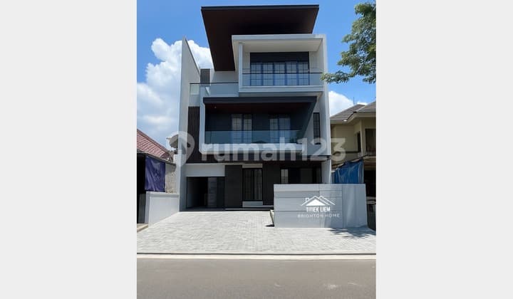 Modern Minimalis Citraland