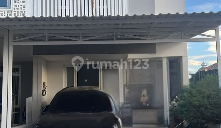 Cheap Sale Dian Istana House, West Surabaya