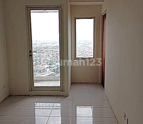 Cheap Rent / Sale, Peak CBD Apartment, A 28, Wiyung, West Surabaya, Unfurnished