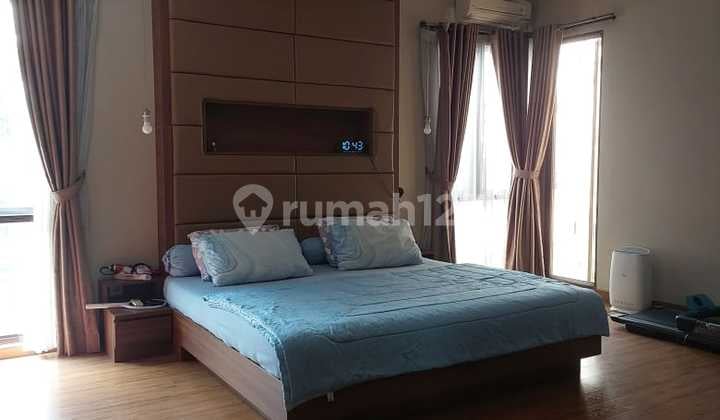 Rumah Cantik di The Icon Bsd City 2 Lantai Full Nerov Siap Huni