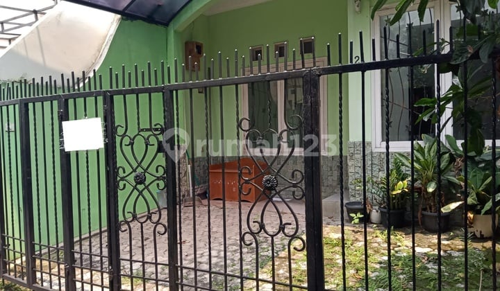 Rumah Disewakan di Tebet Timur Dalam, Jalan 1 Mobil
