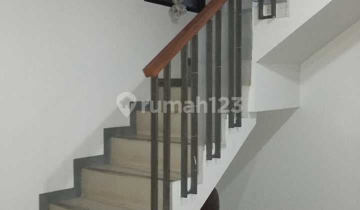 Rumah Cantik Dijual di Tebet Timur Dalam, Jalan Seukuran 3 Mobil