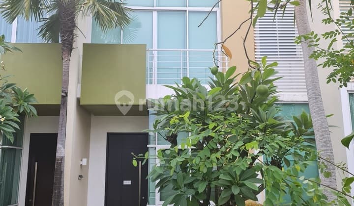 Dijual Rumah di Townhouse De Oaze Residence Tomang 3 Lantai