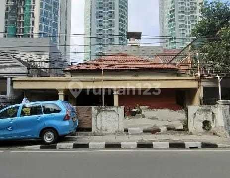 Dijual Rumah Tua di Setiabudi Jakarta Selatan Pinggir Jalan Ramai Cocok Untuk dibangun Kost