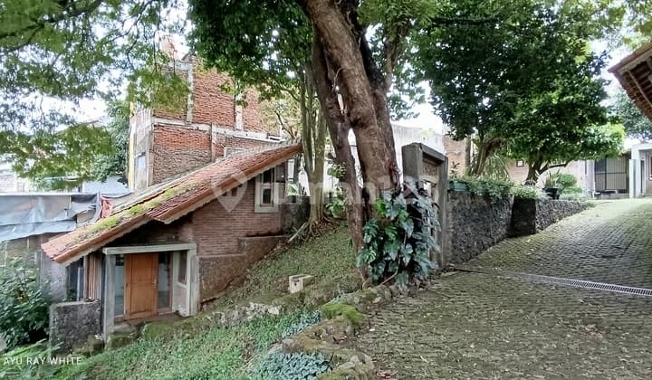 Rumah Asri Siap Huni Hitung Tanah di Panumbang Jaya - Ciumbuleuit