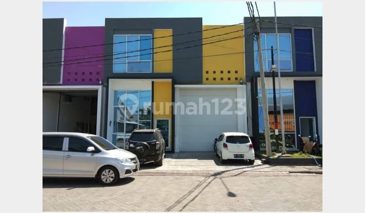 Gudang Bagus dan Rapi di Indoserena Tambak Sawah Sidoarjo