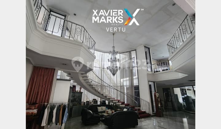 Murahh Rumah Bagus dan Murah Strategis di Raya Dhi, Surabaya