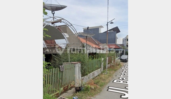 Rumah Hitung Tanah, Lokasi Strategis Dkt Unair di Babatan Pantai