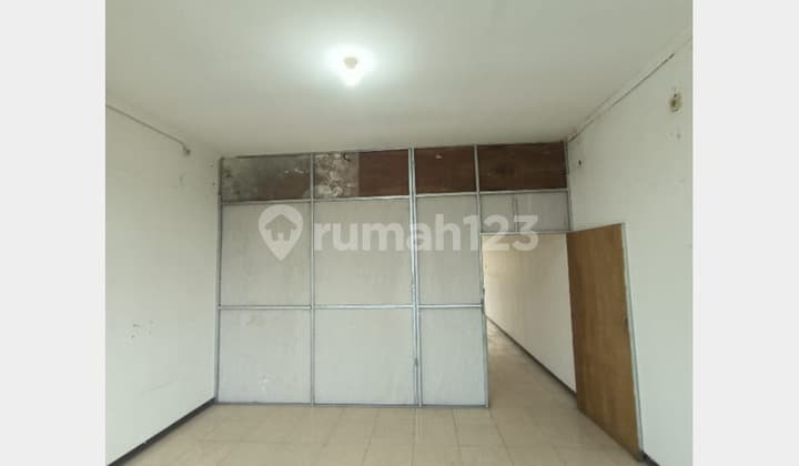 Ruko 2 Lantai, Lokasi Strategis dan Ramai di Kawasan Rungkut, SBY