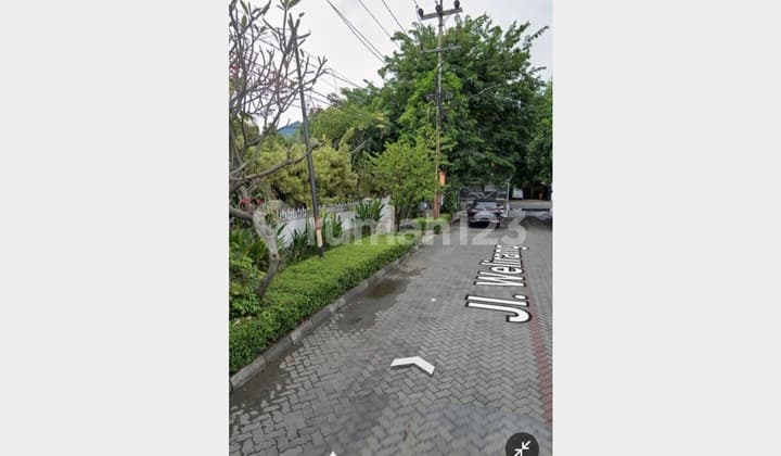 Rumah Hook, Area Komersial, Murah Hitung Tanah, Surabaya Pusat