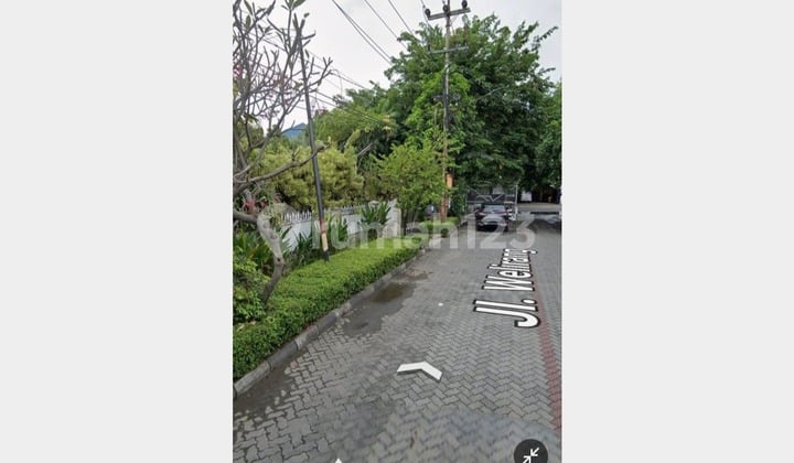 Rumah Hook, Area Komersial, Murah Hitung Tanah, Surabaya Pusat