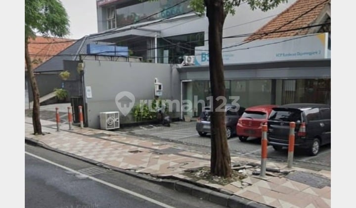 Commercial Area, Very Strategic Location in the Center of Surabaya City