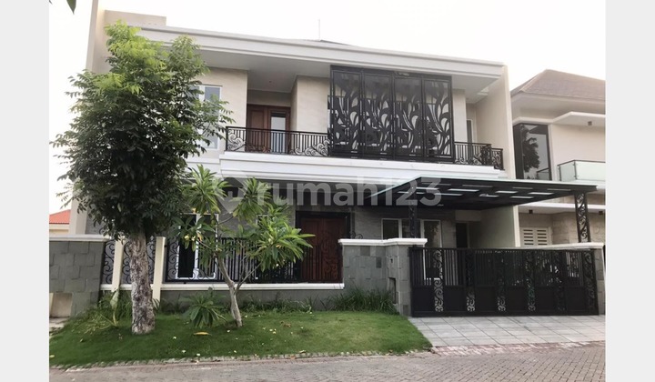 Rumah Mewah dan Kwalitas Bagus di Graha Famili, Sby