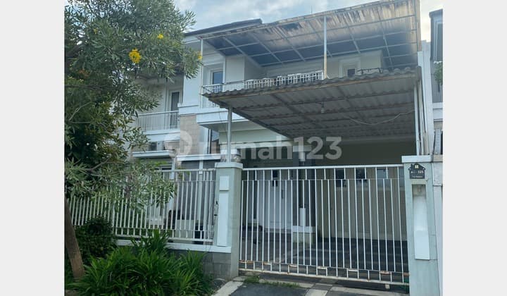 Rumah 2 Lantai, Bagus dan Strategis, Puri Galaxy