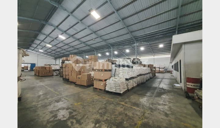 Cheap Industrial Warehouse, Strategic Location in Tambak Sawah, Sda