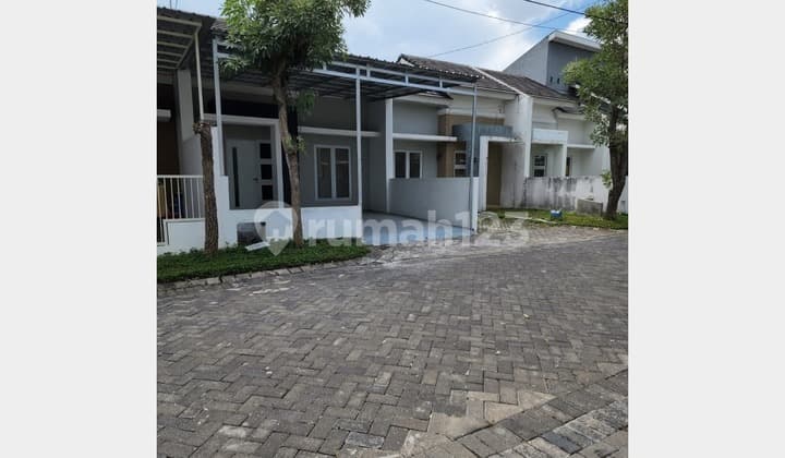Rumah Type Sorrento Swp Residence, Menganti Gresik