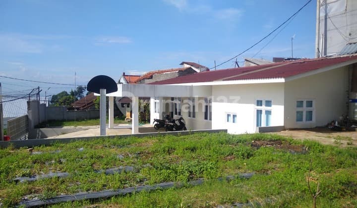 Rumah dilahan luas cocok unt resto, villa, kost2an dll dengan harga nego