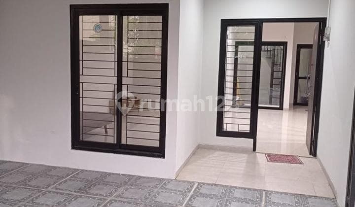 Rumah baru cantik 2 lantai dgn konsep modern dan sanitary lux harga damai dekat lantor walkot Tangsel
