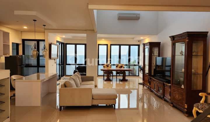 Dijual Rumah Modern Clasic di Giri Loka