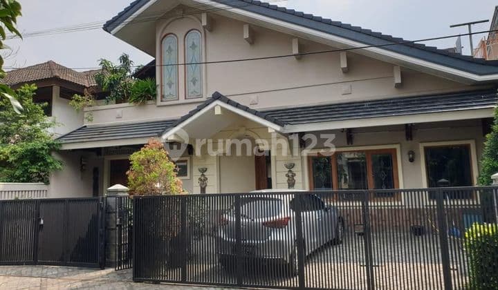 Rumah bagus 2 lantai di pondok indah dgn harga nego