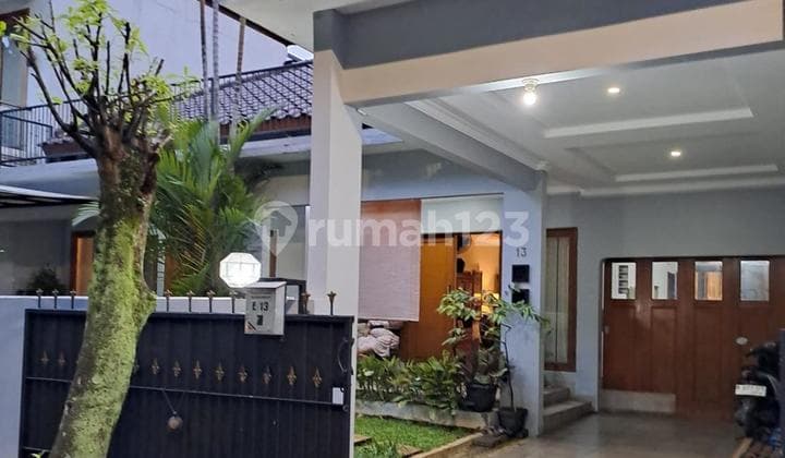 Rumah Cantik dan Apik 2 Lantai Lokasi Premium Pejaten Jakarta Selatan