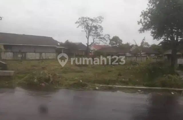 Tanah Tepi Jalan Raya Yg Ramai Dekat Alfa Mart. Cocok Untuk Ruko Dan Kost2 An