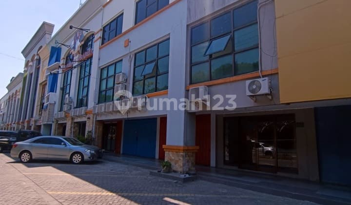 Lokasi Terdepan Ruko di Ruko Plaza Segi Delapan Hadap Raya
