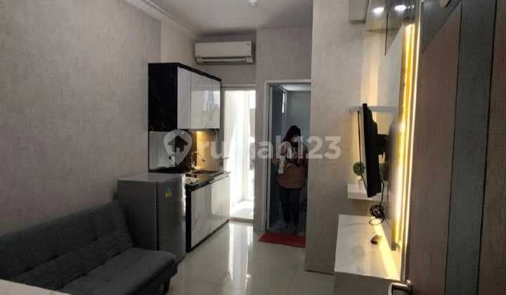 Apartemen Furnish Mewah Gunawangsa MERR 2 Bedroom Jual Cepat