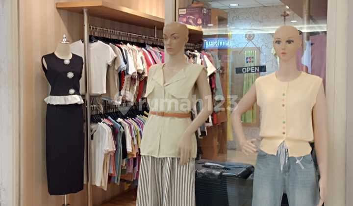 Jual Cepat Stand PTC Pakuwon Mall Strategis Termurah 500jtan saja