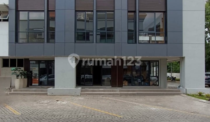 3-Story Shop House Plaza Segi Delapan Darmo Permai Only 1.9 Billion