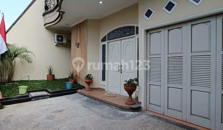 Fully Furnished Ready to Occupy Home in Darmo Permai, Steps Away from HR Muhammad, 4 Bedrooms.