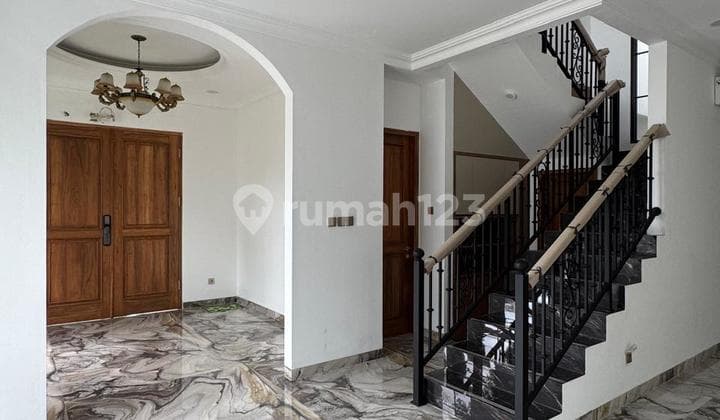 Di Jual Rumah Brandnew Victoria Alsut 4kt , Semifurnish Bagus