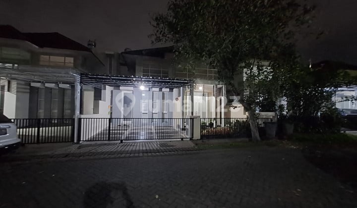 Rumah disewakan riverside full furnish