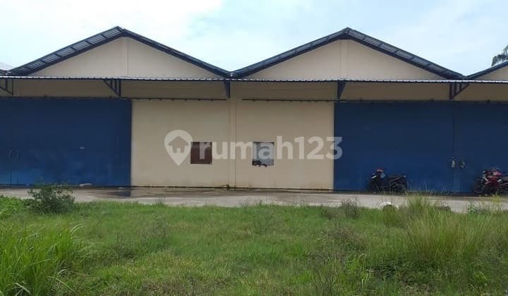 Good Warehouse in Kampung Melayu, Tangerang