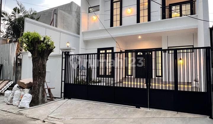 Brand New! Rumah Modern 2 Lantai Nusaloka BSD