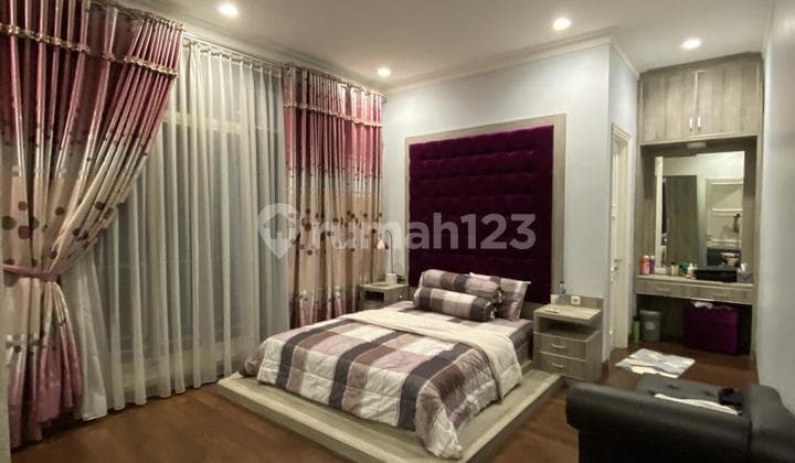 Dijual Rumah Cluster Grisea The Springs Furnish Interior Mewah Gading Serpong