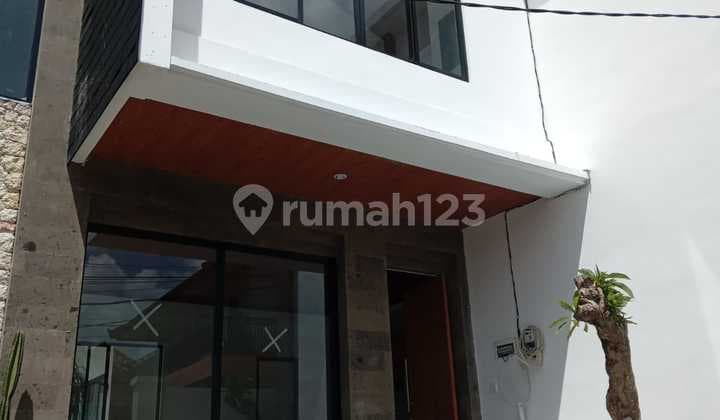 Freehold Brand New Villa Tumbak Bayuh Pererenan Canggu Bali