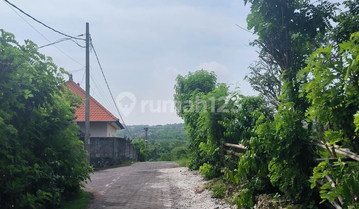 Tanah Hak Milik Sempurna Dijual di Ungasan Kurang dari 5 Menit Berkendara ke Sundays Beach Club